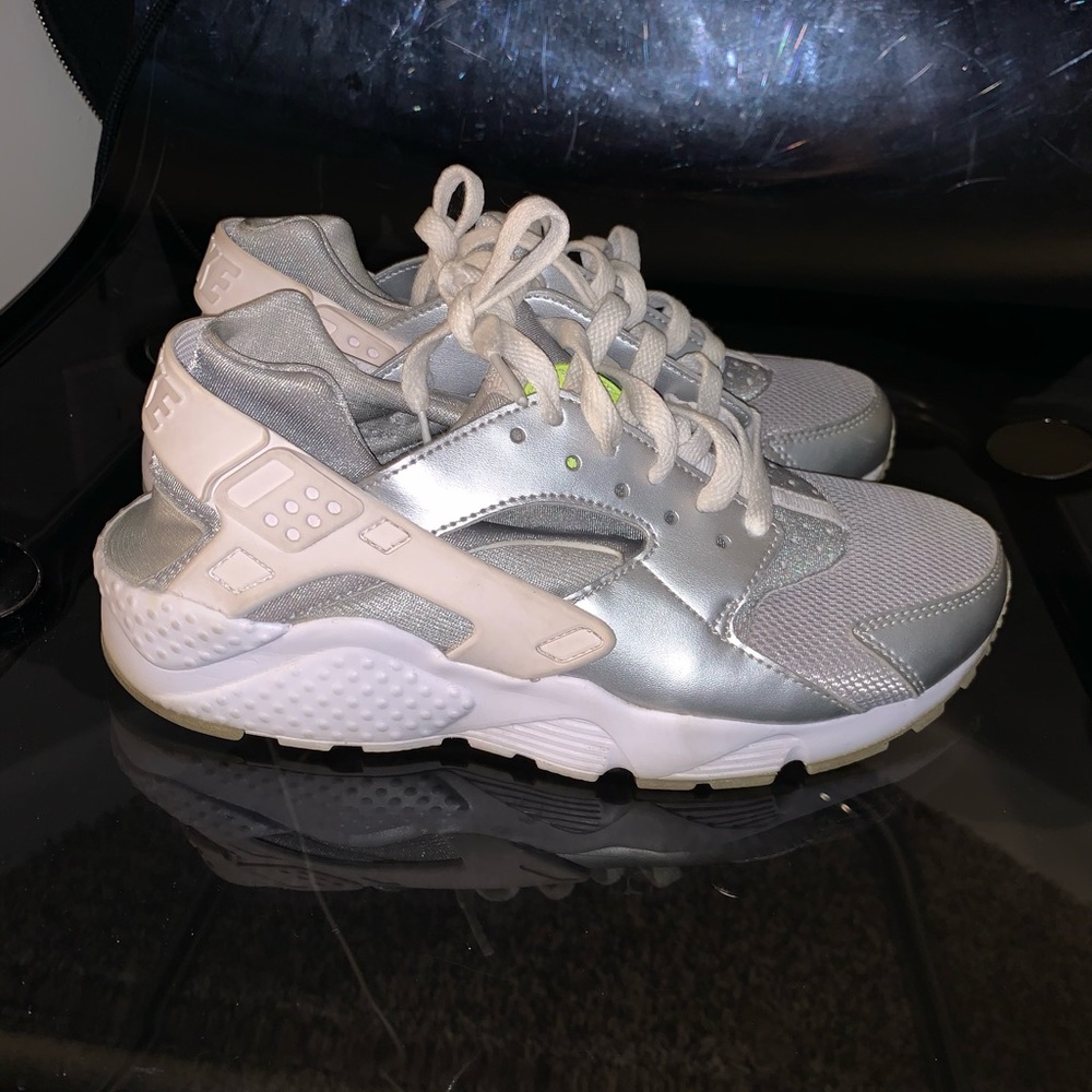 Nike Huaraches